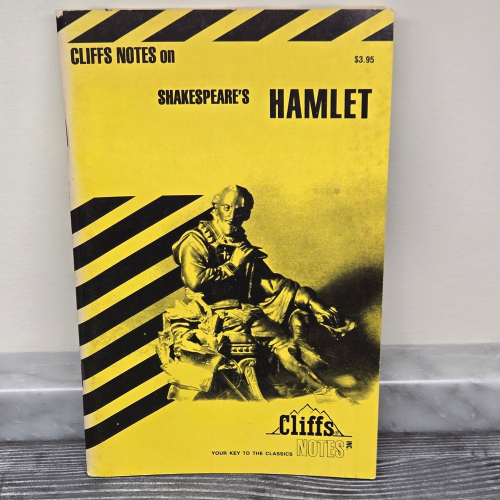 VTG Cliffs Notes Shakespeare's Hamlet Study Guide Paperback ISBN 0822000180